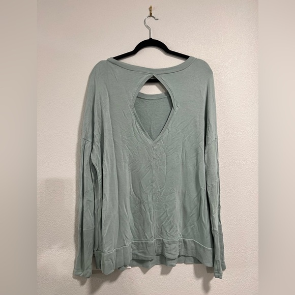 Danskin Long Sleeve - Picture 2 of 2